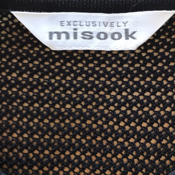 NEW MISOOK XL Black TOP - Picture 3 of 7